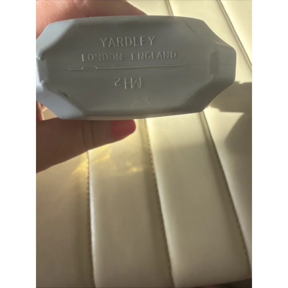 Vintage - Yardley - English Lavender - Hand & Body Lotion - Please Read